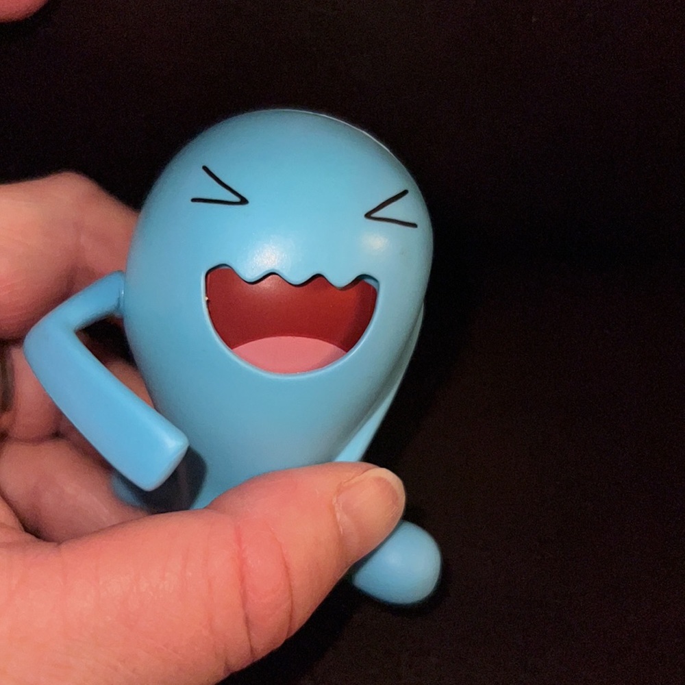 McDonald's 2015 Pokemon Wobbuffet Figure Happy Meal Toy - Picture 2 of 8